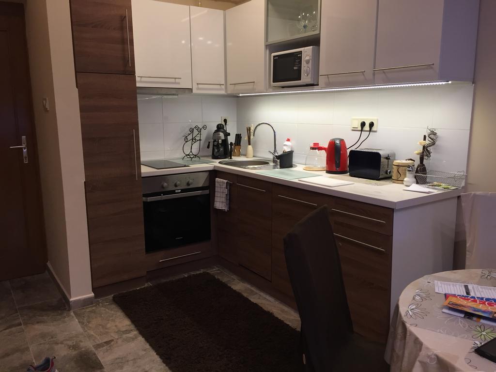 Solaris-Szeged Apartman Apartment Exterior photo