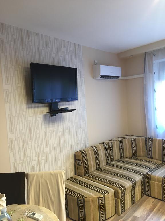 Solaris-Szeged Apartman Apartment Exterior photo